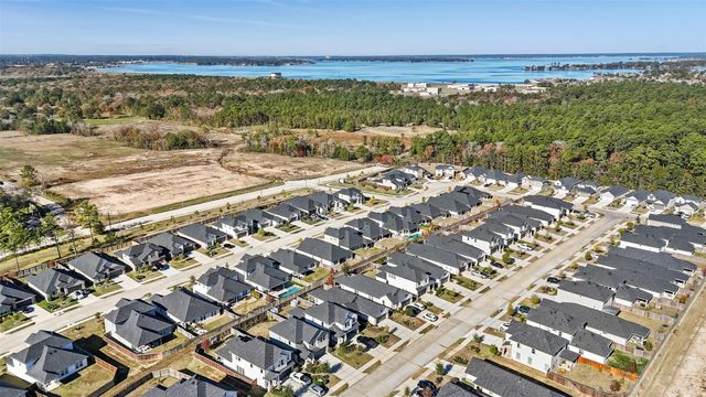 2773 Bluebonnet Ridge Drive, Conroe, TX 77304