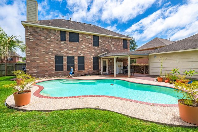 1707 Pensacola Lane, Friendswood, TX 77546