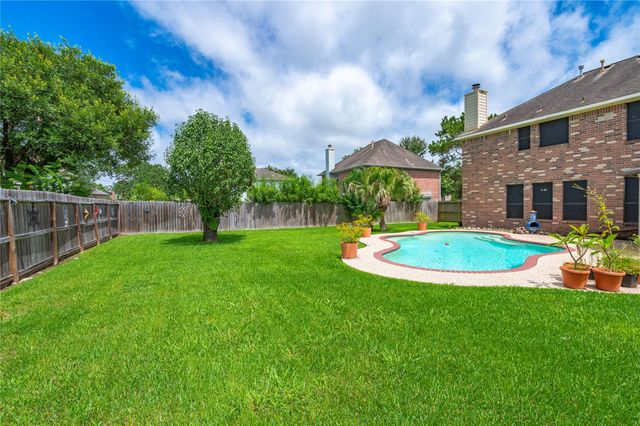 1707 Pensacola Lane, Friendswood, TX 77546
