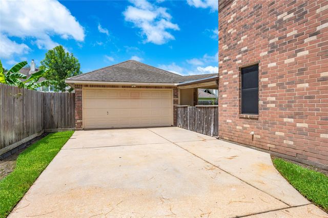 1707 Pensacola Lane, Friendswood, TX 77546