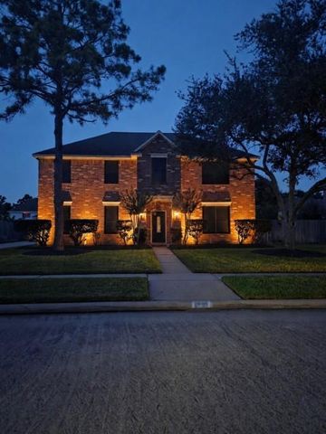 1707 Pensacola Lane, Friendswood, TX 77546