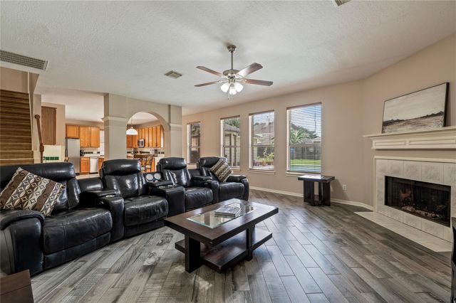 1707 Pensacola Lane, Friendswood, TX 77546