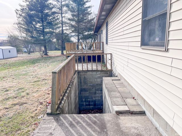 410 Anderson Lane, Bedford, IN 47421