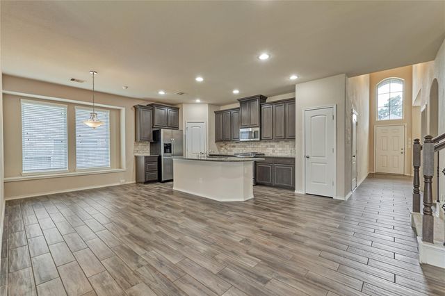 122 Grinnell Trail, Montgomery, TX 77316