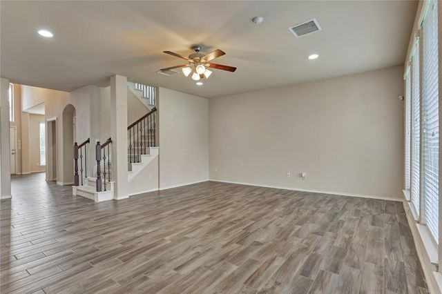 122 Grinnell Trail, Montgomery, TX 77316