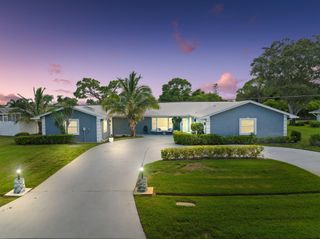 2080 SE Elmhurst Road, Port St Lucie, FL 34952