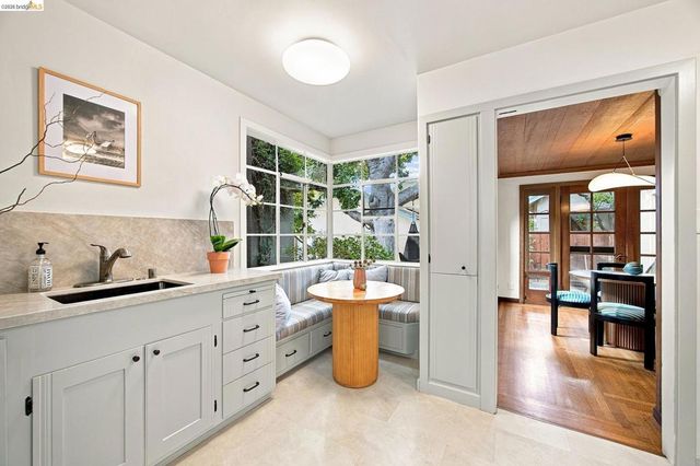 201 Beverly Ave, San Leandro, CA 94577