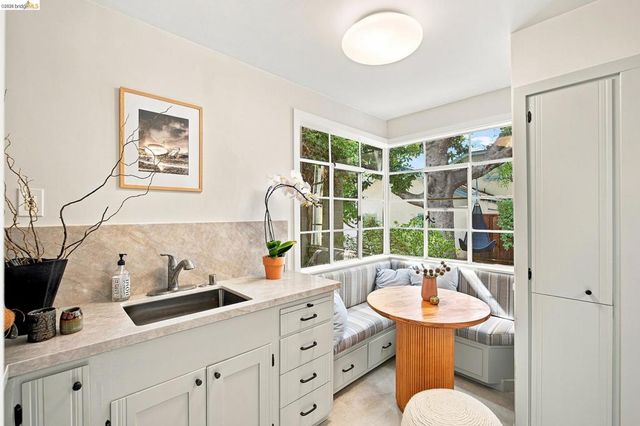201 Beverly Ave, San Leandro, CA 94577