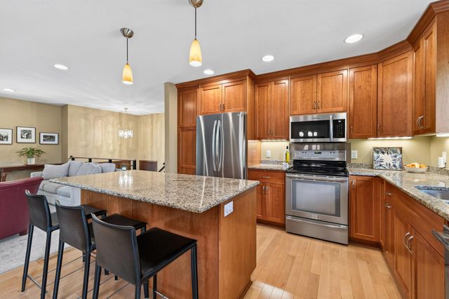 7183 Birchview Road, Maple Grove, MN 55369