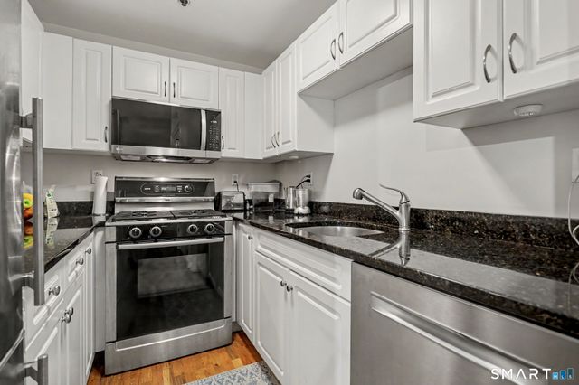 16-18 Ann Street 35, Norwalk, CT 06854