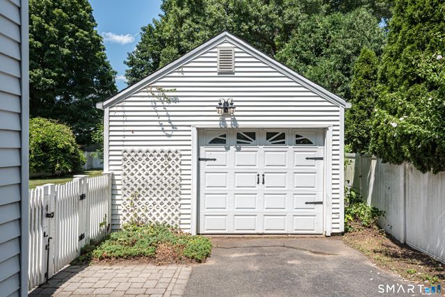 87 Spring Street, Windsor Locks, CT 06096