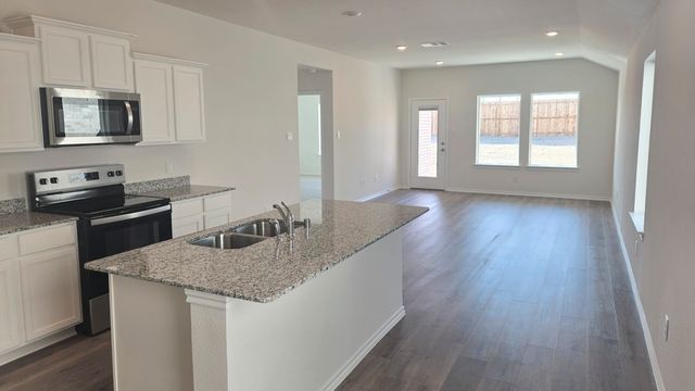 904 Jefferson Way, Sherman, TX 75090