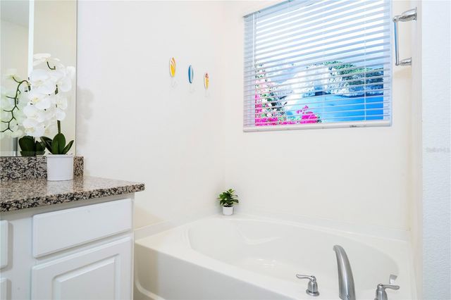 7560 OAKMOSS LOOP, Davenport, FL 33837