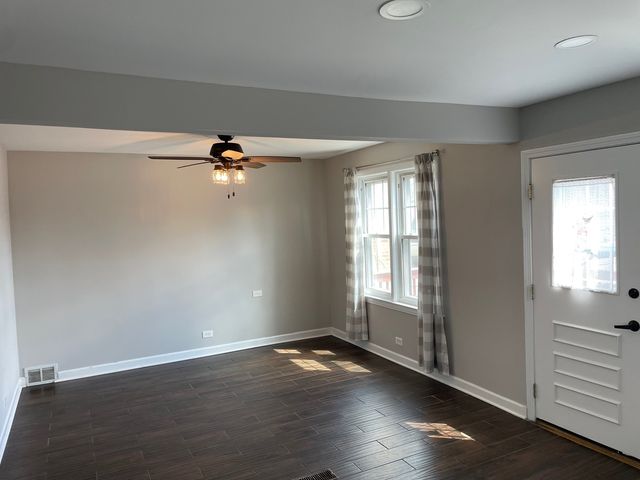 5711 S Menard Avenue, Chicago, IL 60638