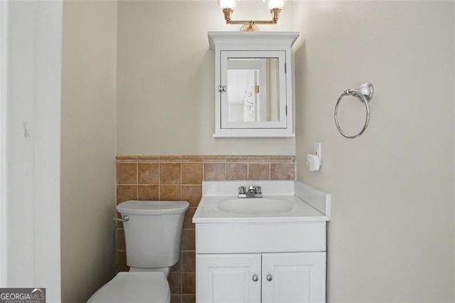 5375 Roswell Road B1, Sandy Springs, GA 30342