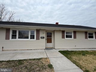 1000 BIRCHWOOD DR, Newark, DE 19713