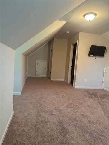 1246 FOXCREEK Drive, Mcdonough, GA 30252