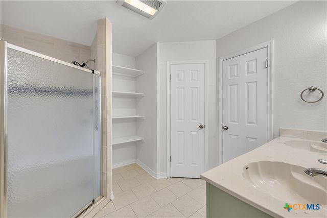 553 Lonesome Oak Drive, Copperas Cove, TX 76522