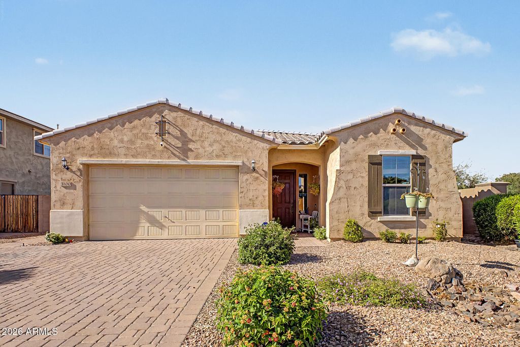 Image 1 of property listing at 3100 E MAHOGANY Place, Chandler, AZ 85249