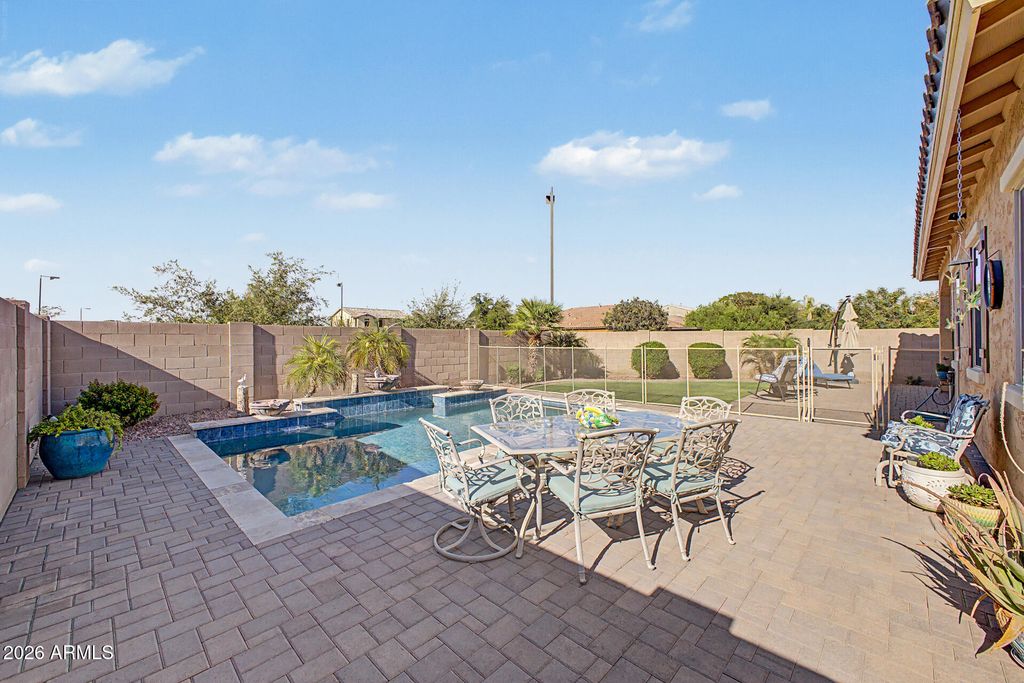 Image 29 of property listing at 3100 E MAHOGANY Place, Chandler, AZ 85249