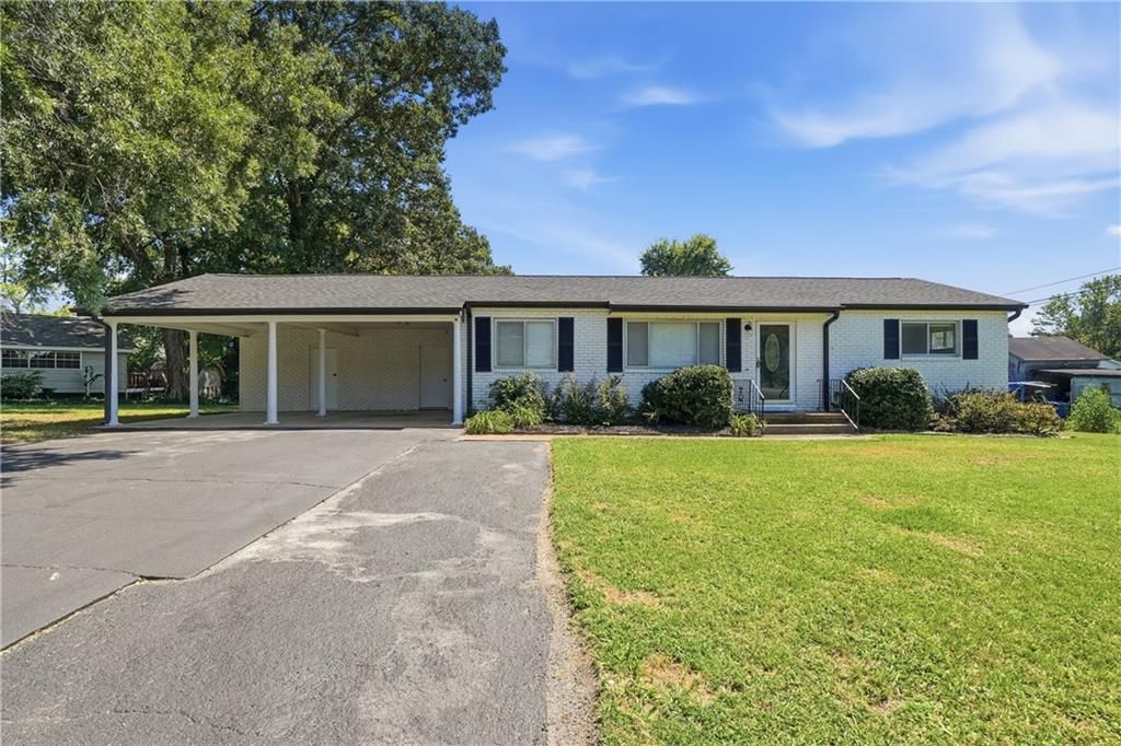 385 Cross Street, Rossville, GA 30741