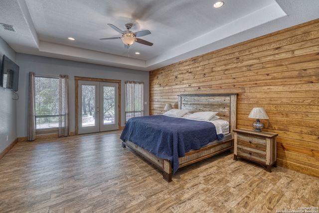 216 skipping stone, Concan, TX 78838