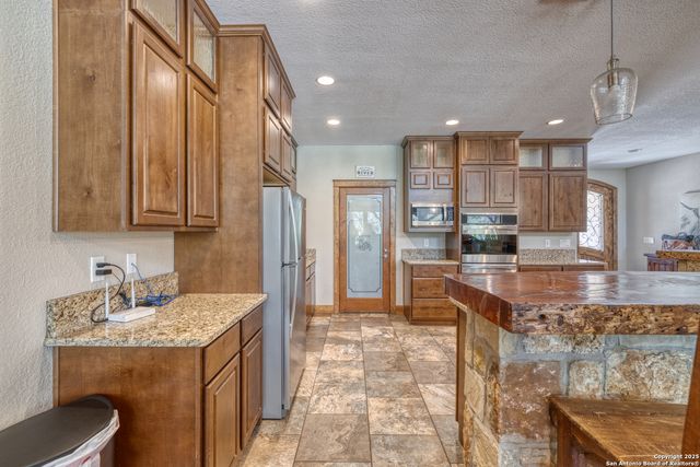 216 skipping stone, Concan, TX 78838