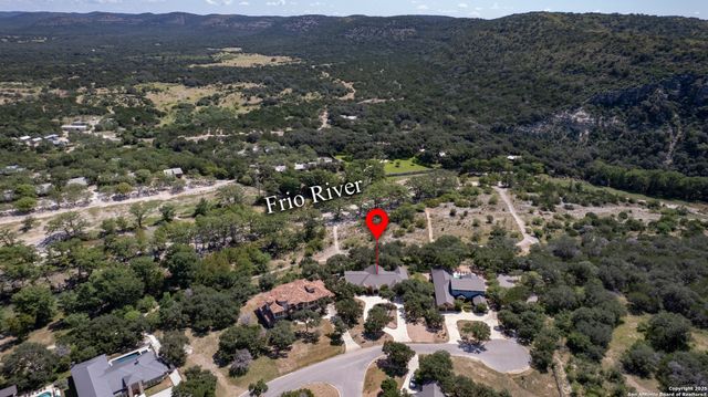 216 skipping stone, Concan, TX 78838