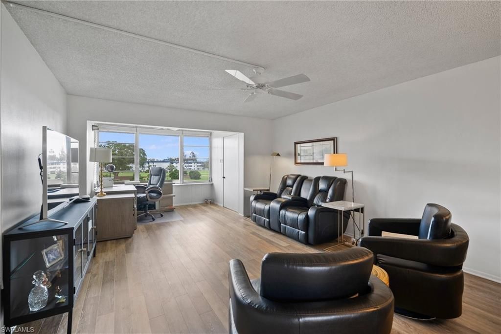 6102 Augusta DR 302, FORT MYERS, FL 33907 — photo 2