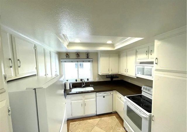 2390 Via Mariposa West 3C, Laguna Woods, CA 92637