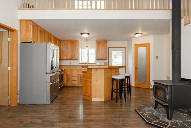 300 Colonial Drive, Grants Pass, OR 97526