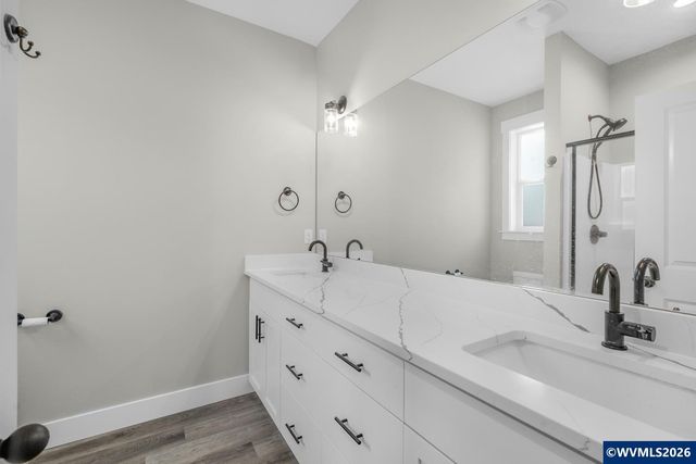 1105 Hardcastle Av, Woodburn, OR 97071