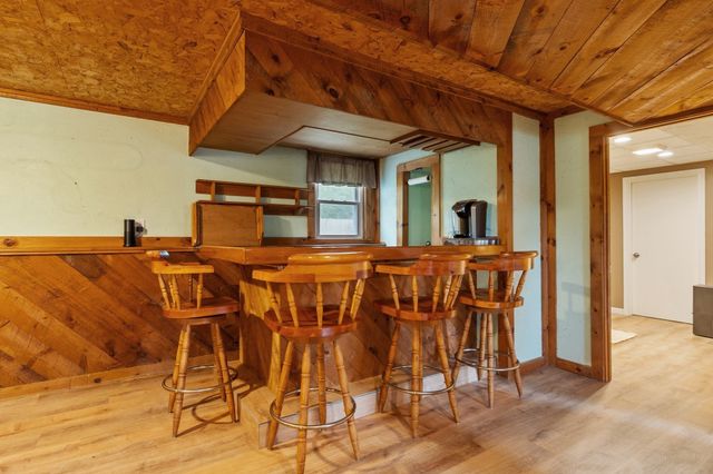 7 N Lakeview Rd, Norton, MA 02766
