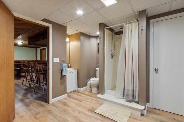 7 N Lakeview Rd, Norton, MA 02766