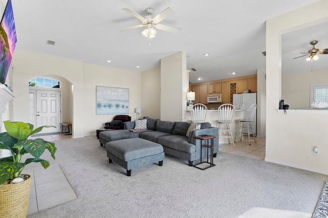 338 S Ocean Trace Rd, St Augustine, FL 32080