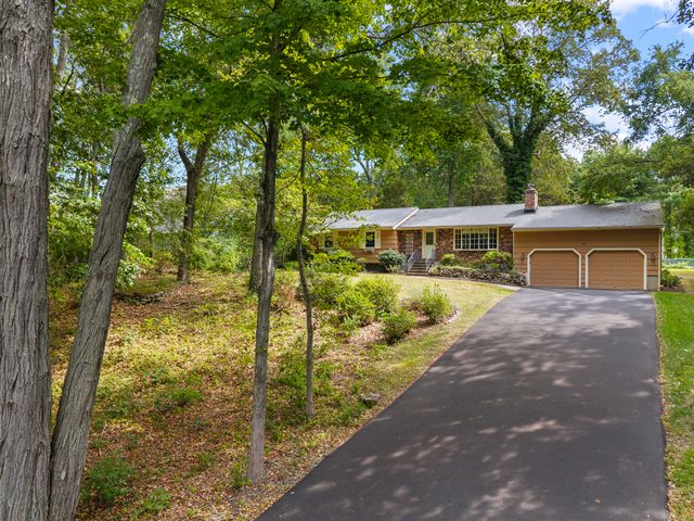 599 Goose Lane, Guilford, CT 06437