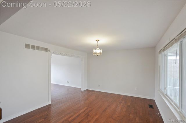 4048 Augustine Drive, Sterling Heights, MI 48310