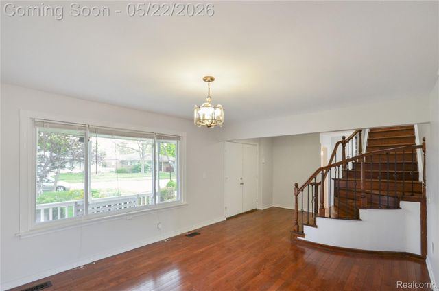 4048 Augustine Drive, Sterling Heights, MI 48310