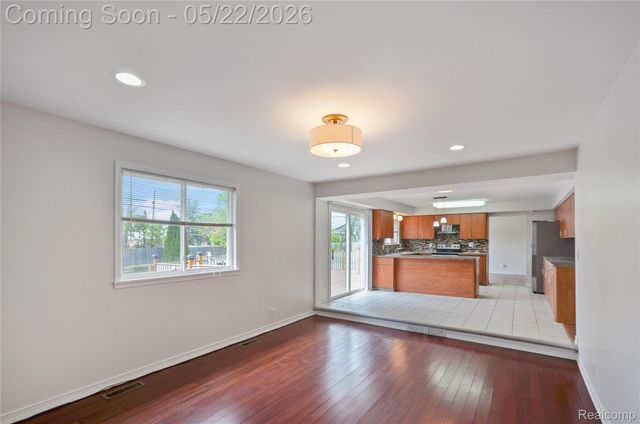 4048 Augustine Drive, Sterling Heights, MI 48310