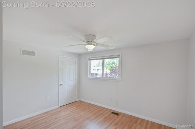 4048 Augustine Drive, Sterling Heights, MI 48310