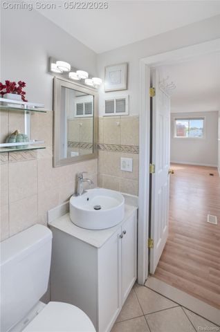 4048 Augustine Drive, Sterling Heights, MI 48310