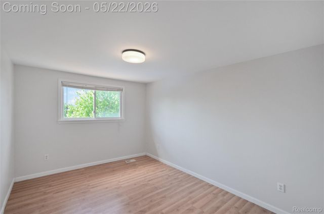 4048 Augustine Drive, Sterling Heights, MI 48310
