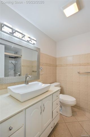 4048 Augustine Drive, Sterling Heights, MI 48310