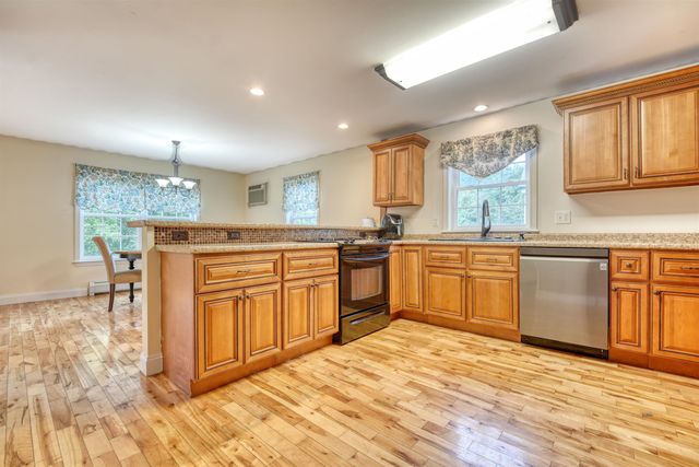 24 Broad Cove Drive, Concord, NH 03301
