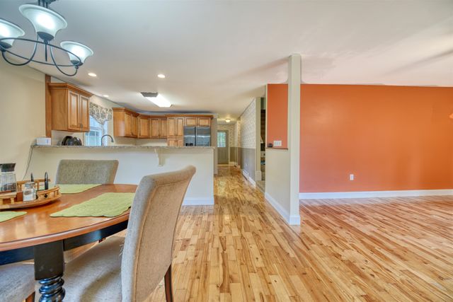 24 Broad Cove Drive, Concord, NH 03301