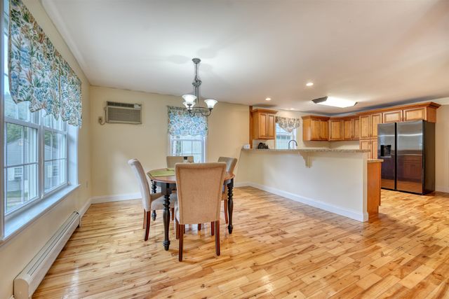 24 Broad Cove Drive, Concord, NH 03301