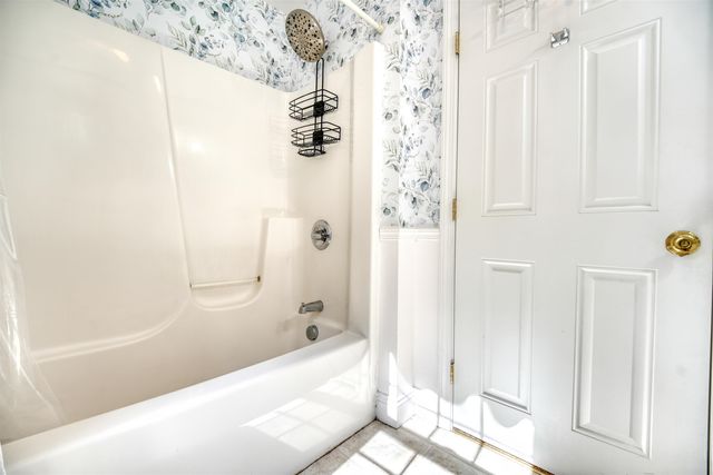 24 Broad Cove Drive, Concord, NH 03301