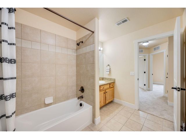 2445 Windrow Dr A-301, Fort Collins, CO 80525