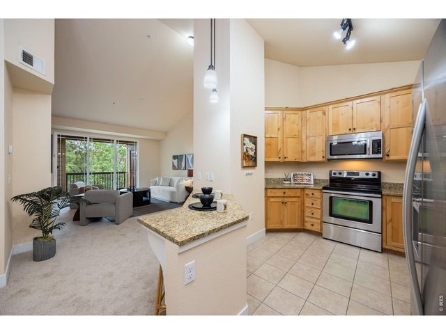 2445 Windrow Dr A-301, Fort Collins, CO 80525