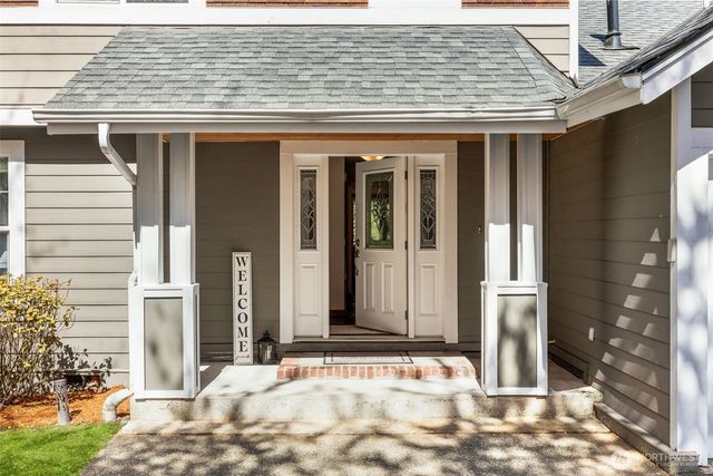 1759 Newport Avenue NE, Renton, WA 98056